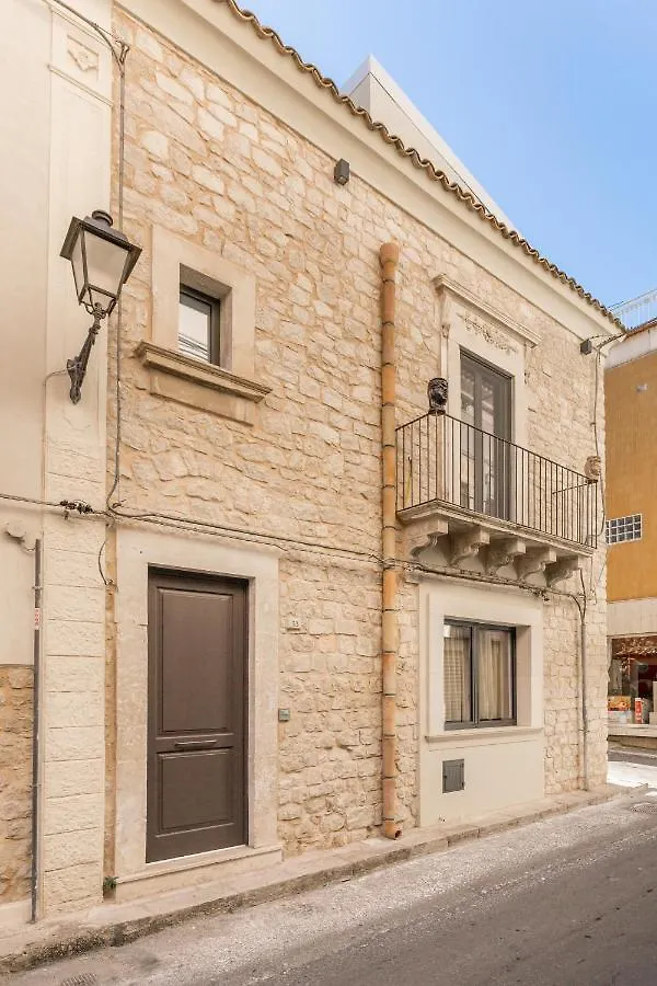 I Mori - Design Apartments Comiso 0*,